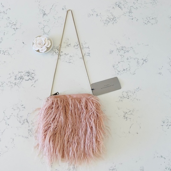 Zara light pink fuzzy purse - Picture 2 of 13